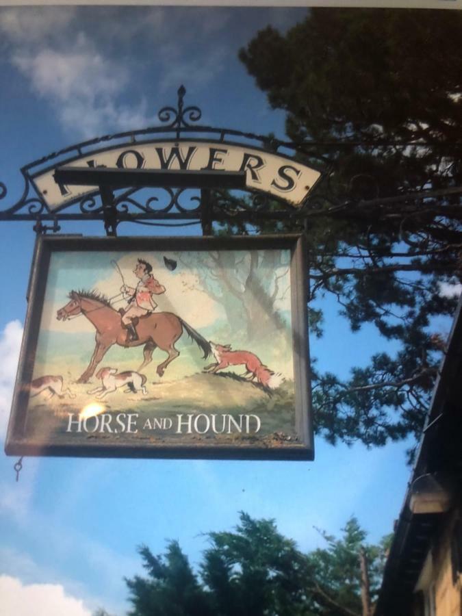 Horse & Hound Inn ブロードウェイ エクステリア 写真